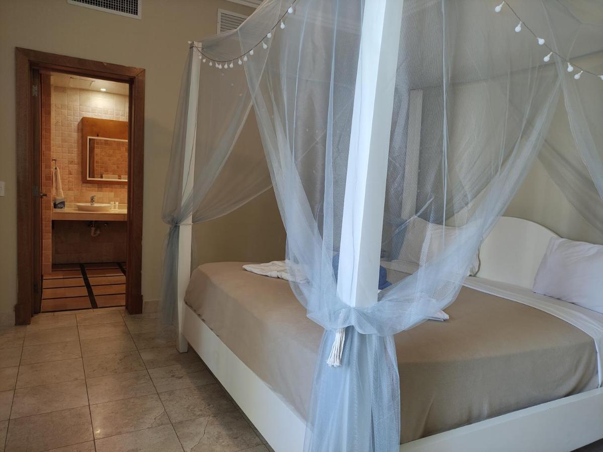 Chic Beachfront Apartment - Private Beach Access Punta Cana Exterior foto